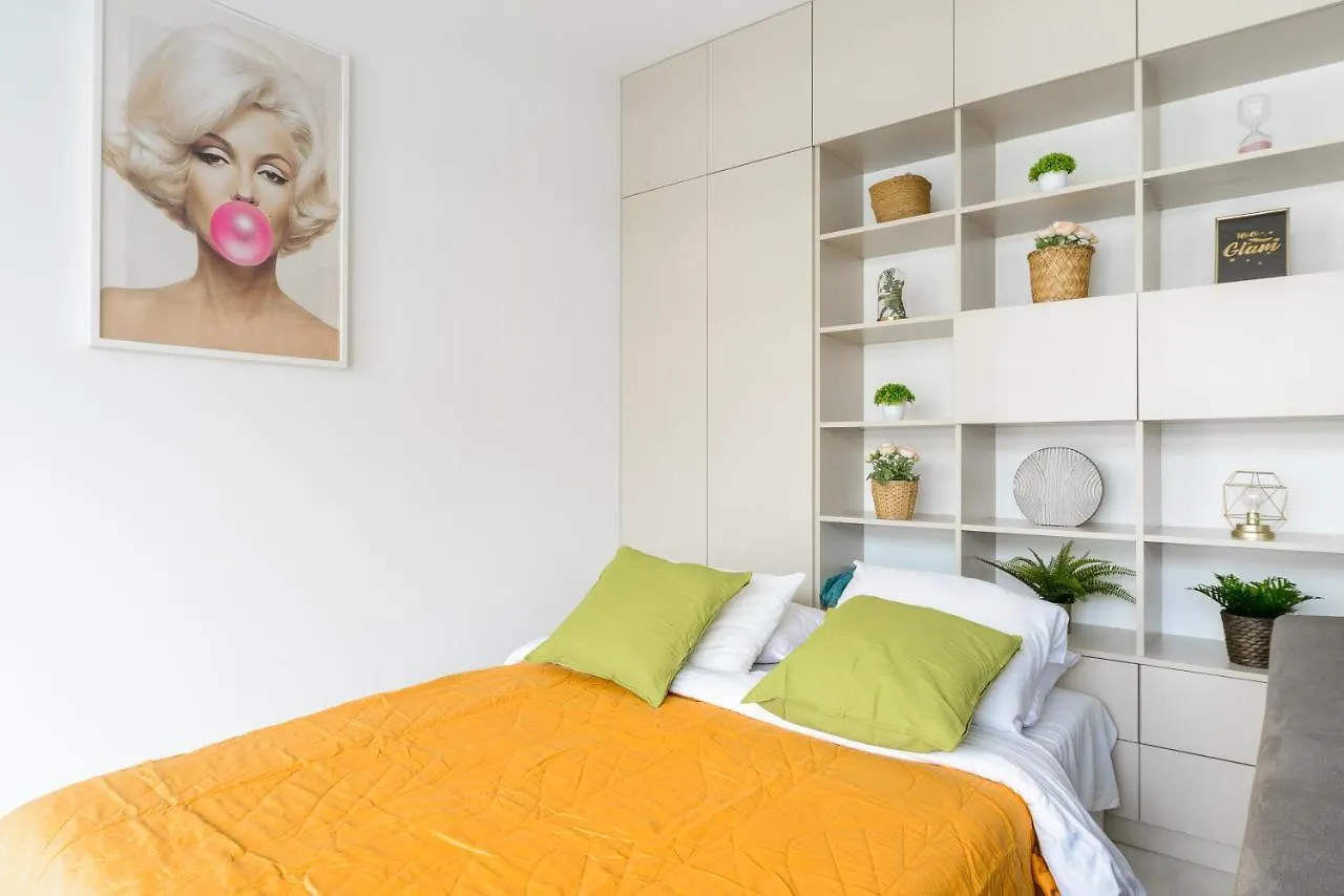 Apartment Modern Studios Near Arkadia Center Warsaw